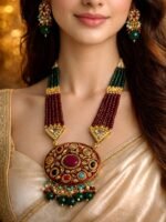 Bridal Kundan Pearl Necklace Set - Image 2