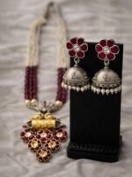 Pearl Kundan Beaded Long Necklace Set - Image 3