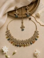 Elegant Kundan Floral Necklace Set - Image 2
