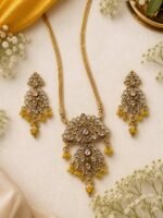 Golden Kundan Pendant Necklace Set - Image 2