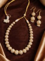 Noor Jaal Pearl Orb Necklace Set - Image 3