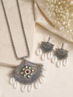 Boho Kundan Cowrie Pendant Necklace Set - Image 3