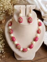 Rosé Pearl Necklace Set