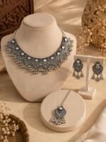 Oxidized Silver Tribal Leaf Necklace Set - Image 3
