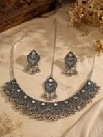 Oxidized Silver Tribal Leaf Necklace Set - Image 2